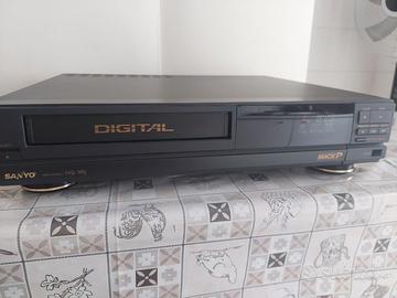 Videoregistratore VHS Sanyo D5670 I MackP1