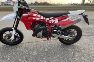 Swm SM 125 R