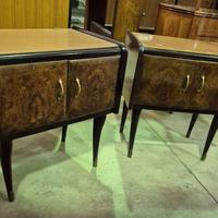 DUE COMODINI MODERNARIATO