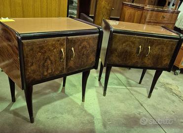 DUE COMODINI MODERNARIATO