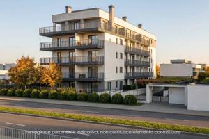 Appartamento di 90 m² con 3 locali e box auto a Mi