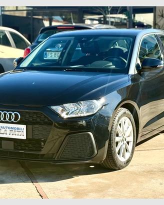 AUDI A1 SPB 30 TFSI S tronic Identity Black CAMBIO