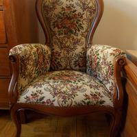 Poltrona stile Luigi