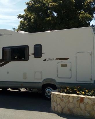 CAMPER MANSARDATO 6+7 POSTI