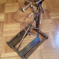 Filatoio a pedale verticale (Arcolaio) in legno 