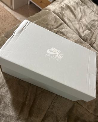 nike air force one taglia 40/41 nuove di fabbrica