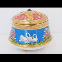 Portagioie/carillon in porcellana Faberge’