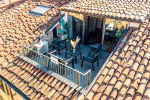 [Piazza S.Secondo]Dimora con terrazza- Wi-Fi e A/c