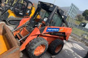 MINIPALA Fiat Hitachi SL55B compact