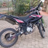 WR Yamaha 125 nero e rosso