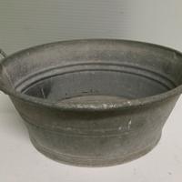 Conca antica in ferro zincato