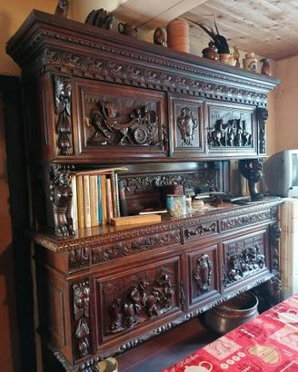 Mobili d'epoca barocco, scolpito in rilievo