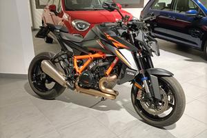 KTM 1390 Super Duke R Evo