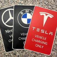 Cartello per area ricarica BMW TESLA JEEP MERCEDES