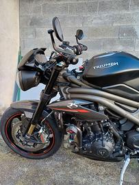 Triumph Speed Triple 1050 RS