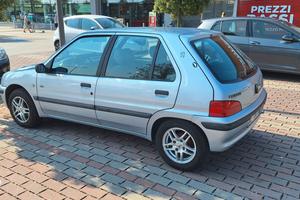 Peugeot 106 XR 1.1 5P Argento Clima GPL