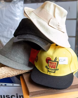 Lotto Misto di Cappelli – 24470
