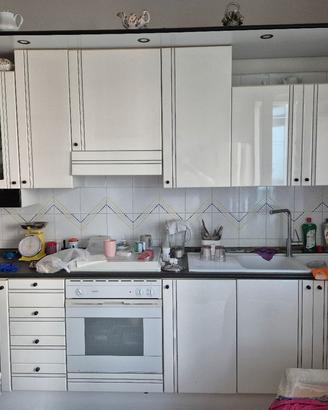 Cucina artigianale in legno massello