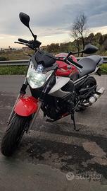 Yamaha xj6
