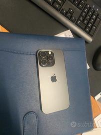 Apple iPhone 16Pro 256GB - Titanio Nero - Perfetto