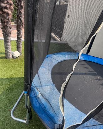 Trampolino per bambino