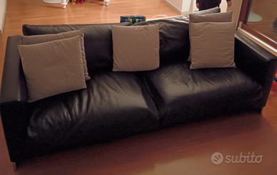 Divano MOLTENI  in pelle nero 4 posti 