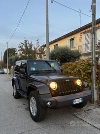 JEEP WRANGLER SAHARA 2.8L con 60.000KM