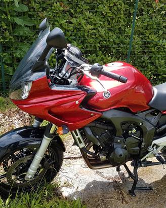 Moto Yamaha Fz6 