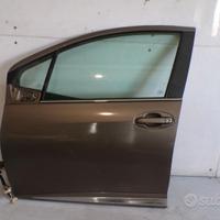 Portiera anteriore Sinistra Toyota Yaris 3 2019