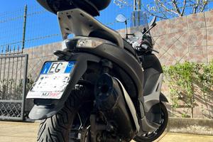 Piaggio Beverly 350 - 2016