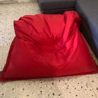 Pouf rosso nuovo