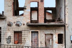 Rustico da ristrutturare