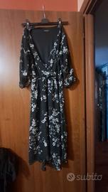 Vestito nero a fiorellini