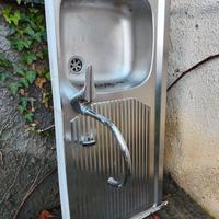 lavandino in acciaio per cucina