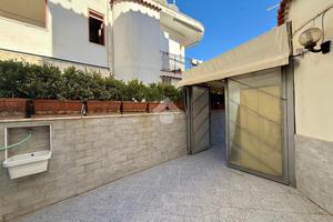 3 LOCALI A CASAMICCIOLA TERME