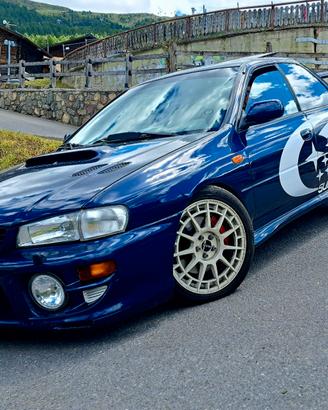 Subaru Impreza GC8 Gt turbo.