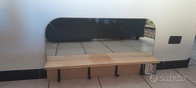 Appendiabiti da muro