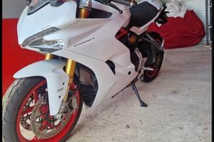 Ducati Supersport S