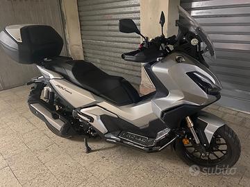 Honda ADV 350