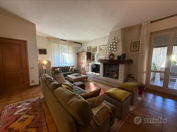 VILLA SINGOLA A STRADELLA