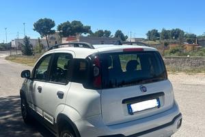 FIAT Panda Cross 2017 + carrello con gancio traino