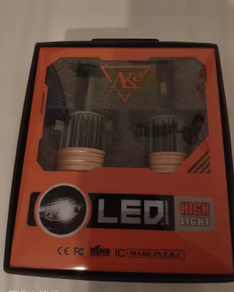 Lampadine per fari anteriori per auto AKE LE