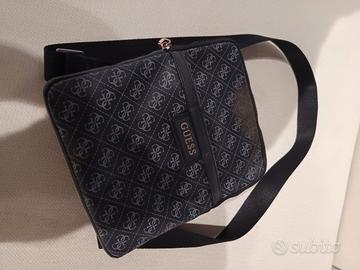 Tracolla Guess 