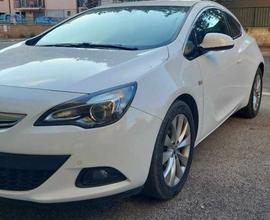 Opel astra j gtc