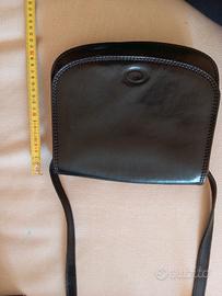 borsa in cuoio, nera, a tracolla, modello postina