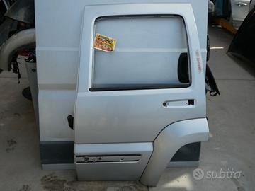 Portiera posteriore sinistra JEEP CHEROKEE 2005