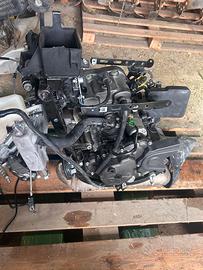 Motore Aprilia 125 4T - Blocco completo, 1000 km