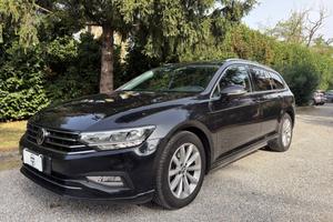 Volkswagen Passat Variant 2.0 TDI 150cv DSG Busine