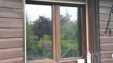 Finestra scuri scudi legno massiccio doppi vetri