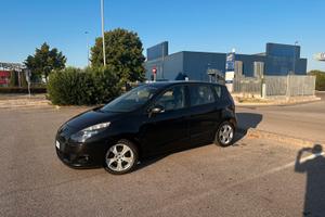 RENAULT SCENIC 2010